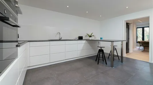 Apartments in Brussels Sint-Gillis - photo 9