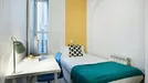 Room for rent, Madrid Centro, Madrid, &lt;span class=&quot;blurred street&quot; onclick=&quot;ProcessAdRequest(7919692)&quot;&gt;&lt;span class=&quot;hint&quot;&gt;See streetname&lt;/span&gt;[xxxxxxxxxxxxx]&lt;/span&gt;