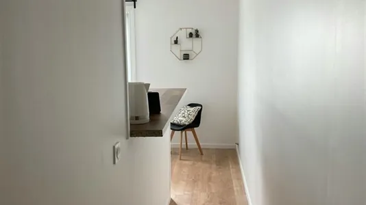 Rooms in Saint-Denis - photo 2