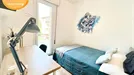 Room for rent, Padua, Veneto, &lt;span class=&quot;blurred street&quot; onclick=&quot;ProcessAdRequest(7736282)&quot;&gt;&lt;span class=&quot;hint&quot;&gt;See streetname&lt;/span&gt;[xxxxxxxxxxxxx]&lt;/span&gt;