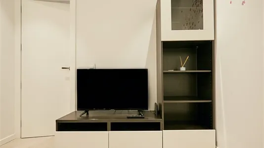 Apartments in Madrid Chamberí - photo 9