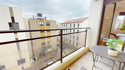 Apartments in Lyon - photo 10