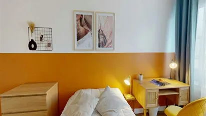 Room for rent in Paris 15ème arrondissement, Paris