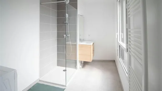 Rooms in Lyon - photo 9