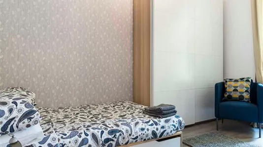 Rooms in Milano Zona 5 - Vigentino, Chiaravalle, Gratosoglio - photo 1