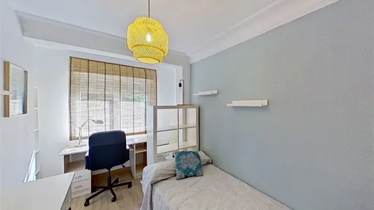 Rooms in Zaragoza - photo 4