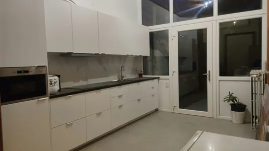 Rooms in Brussels Sint-Joost-ten-Node - photo 9