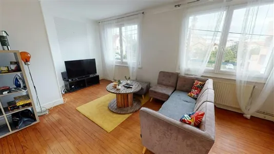 Rooms in Clermont-Ferrand - photo 4