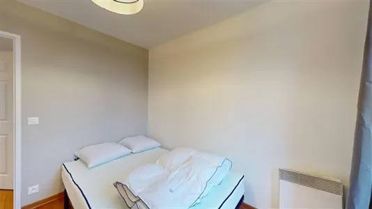 Rooms in Bobigny - photo 4