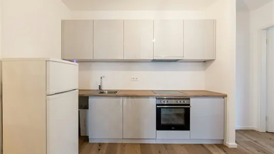 Rooms in Berlin Mitte - photo 8