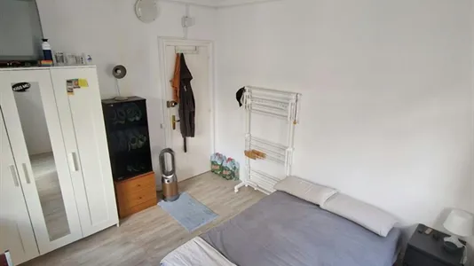 Rooms in Barcelona Sants-Montjuïc - photo 5