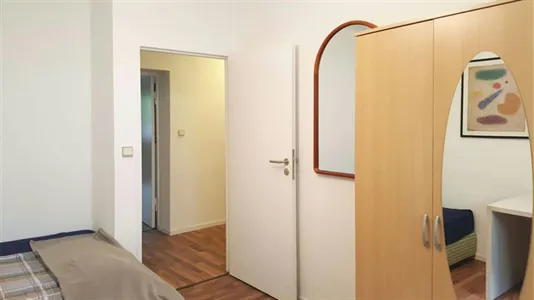Rooms in Berlin Charlottenburg-Wilmersdorf - photo 3