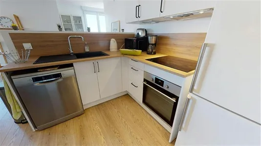 Rooms in Lyon - photo 5