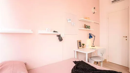 Rooms in Milano Zona 5 - Vigentino, Chiaravalle, Gratosoglio - photo 2