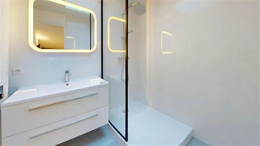 Apartments in Bordeaux - photo 8