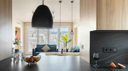 Rooms in Barcelona Eixample - photo 8