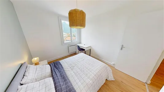Rooms in Grenoble - photo 4