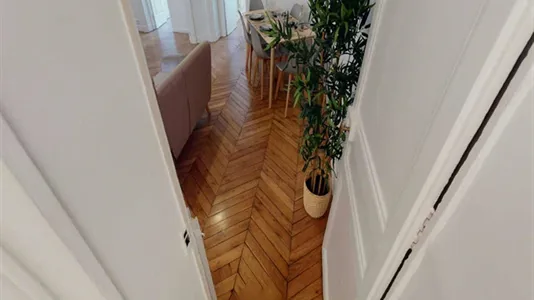 Rooms in Paris 8ème arrondissement - photo 6