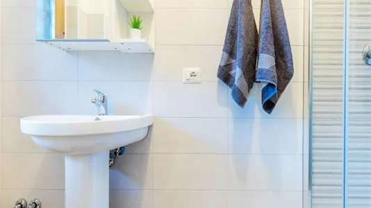 Rooms in Roma Municipio IX – EUR - photo 7