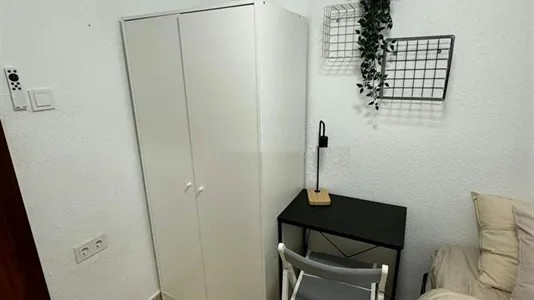 Rooms in Tavernes Blanques - photo 2