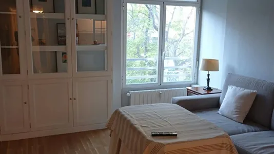 Apartments in Madrid Chamberí - photo 9