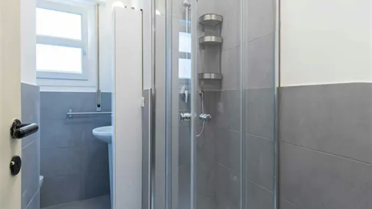 Rooms in Milano Zona 8 - Fiera, Gallaratese, Quarto Oggiaro - photo 8