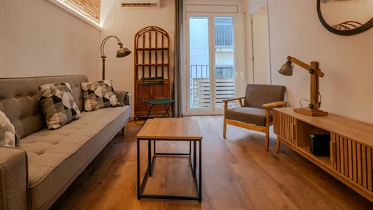 Apartments in Barcelona Ciutat Vella - photo 2