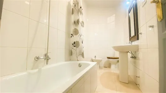 Rooms in Granada - photo 9