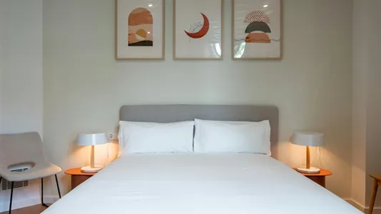 Apartments in Barcelona Eixample - photo 5