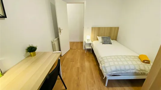 Rooms in Madrid Puente de Vallecas - photo 5