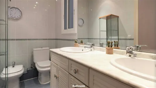 Rooms in Barcelona Eixample - photo 7