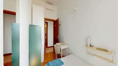 Room for rent in Milano Zona 1 - Centro storico, Milan