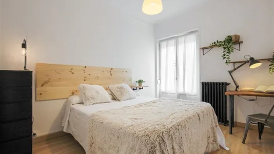Rooms in Madrid Salamanca - photo 3
