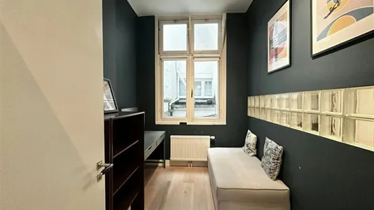 Apartments in Location is not specified - photo 9