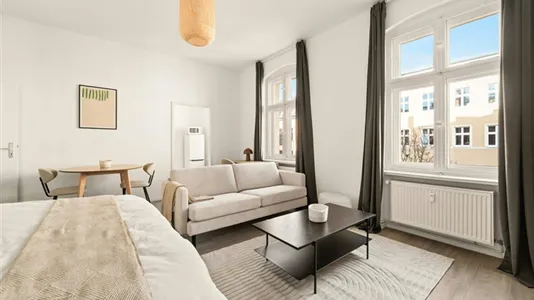 Apartments in Berlin Lichtenberg - photo 6