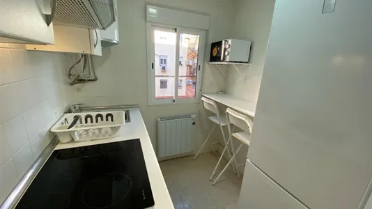 Rooms in Adaro - photo 9