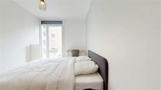 Rooms in Saint-Julien-en-Genevois - photo 3