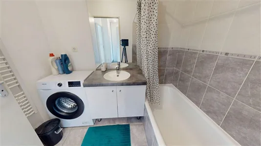 Rooms in Lyon - photo 9