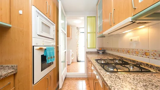 Rooms in Granada - photo 10