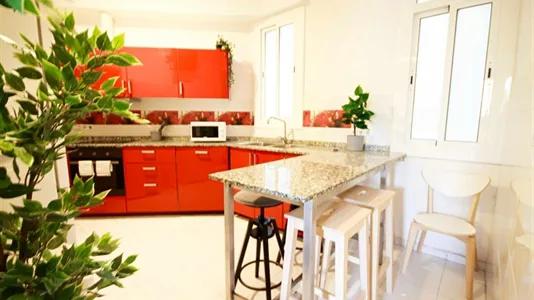 Rooms in Barcelona Eixample - photo 10