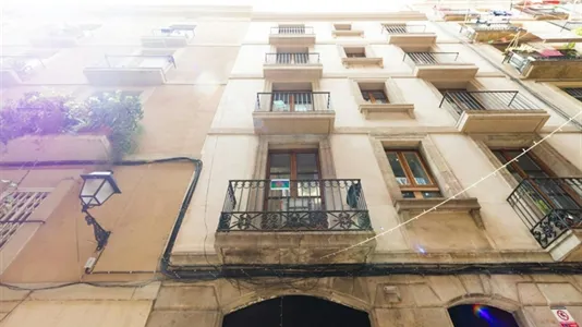 Apartments in Barcelona Ciutat Vella - photo 9