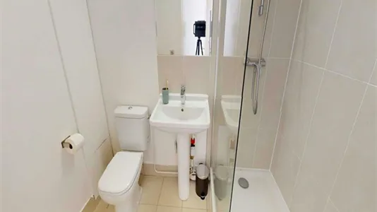 Rooms in Paris 15ème arrondissement - photo 6