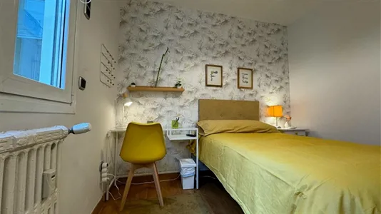 Rooms in Bilbao - photo 3