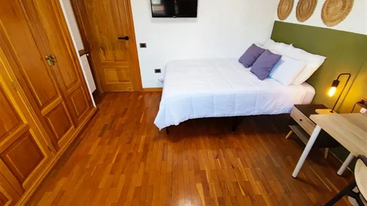 Rooms in Castellón de la Plana/Castelló de la Plana - photo 1