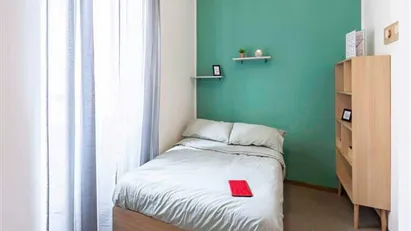 Room for rent in Milano Zona 5 - Vigentino, Chiaravalle, Gratosoglio, Milan