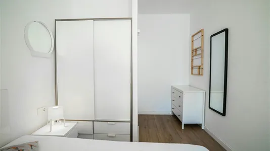 Rooms in Barcelona Eixample - photo 3