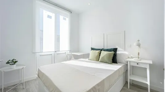 Rooms in Madrid Centro - photo 1