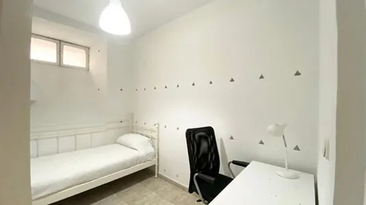 Rooms in Madrid Chamberí - photo 4