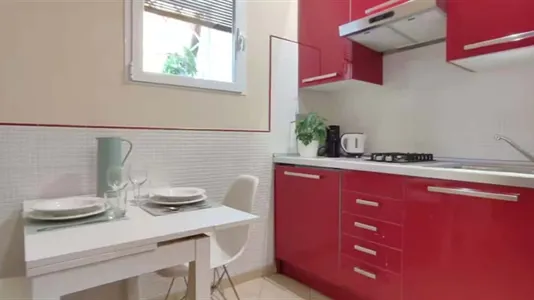 Apartments in Roma Municipio VII – Appio-Latino/Tuscolano/Cinecittà - photo 3
