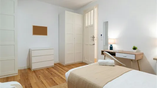 Rooms in Madrid Chamberí - photo 10